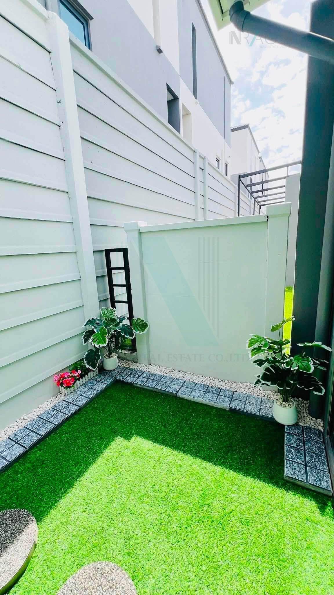 Slide 10
