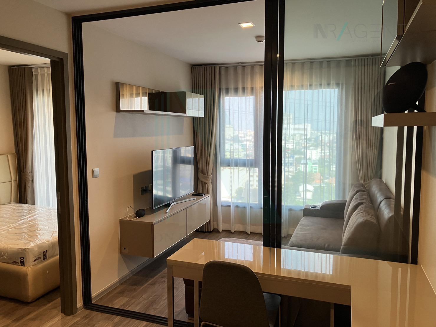 Slide 4